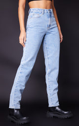 PRETTYLITTLETHING L32 svetloplave mom farmerke