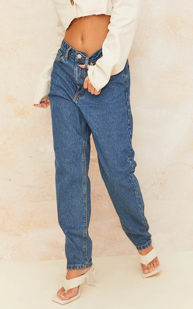 PRETTYLITTLETHING L30 Mid Wash Mom Jeans