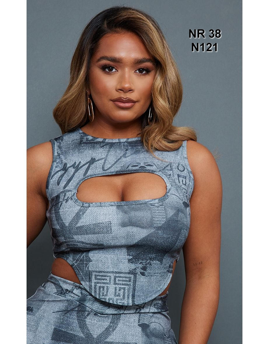 Shape Monochrome Print Cut Out Crop Top