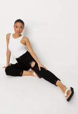 MISSGUIDED JEANSY RIOT CEPANE MOM JEANS
