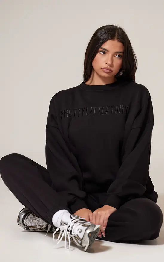 PRETTYLITTLETHING Boxy Embroidered Sweatshirt